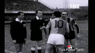 1968 1969 Galatasaray PTT 5-0 (Metin Oktay Gökmen Özdanak) Resimi