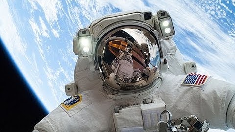 Why Mars astronauts risk going BLIND