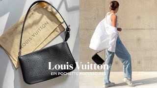 Louis Vuitton Pochette Accessoires Pouch in Black EPI Leather