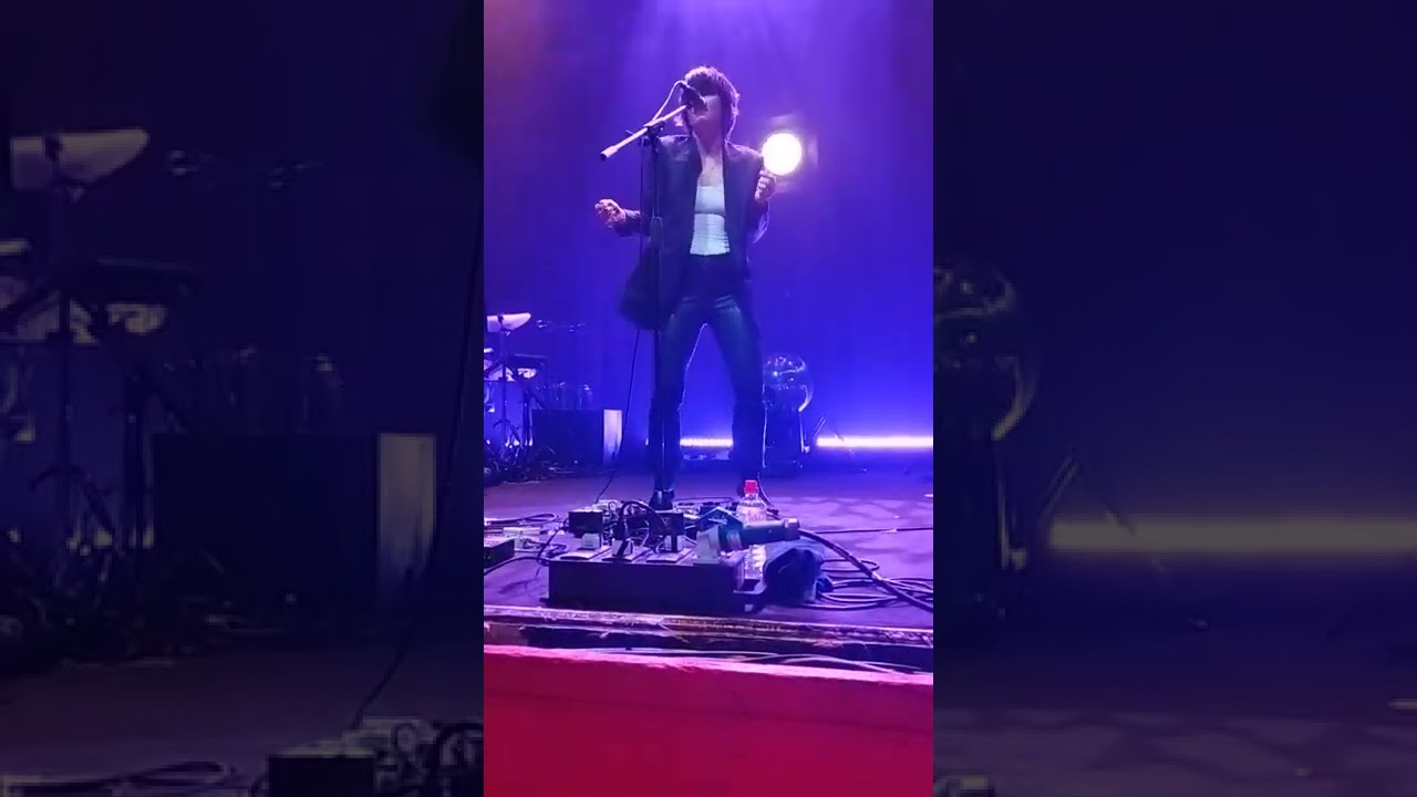 Mistakes (LIVE) Sharon Van Etten, Vicar Street, Dublin, 22nd June 2022 YouTube