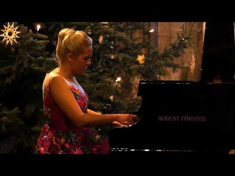 Aleksandra Mikulska spielt Frédéric Chopin: Fantaisie Impromptu cis Moll op 66