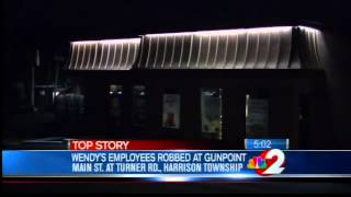 Wendy's employees robbed at gunpoint