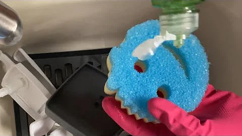 asmr house cleaning (washing dishes) ❤️😊❤️ #cleantok #dishwashing #asmr #asmrvideo #soap