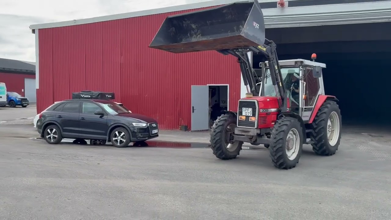 Traktor med lastare MF 3085 4WD