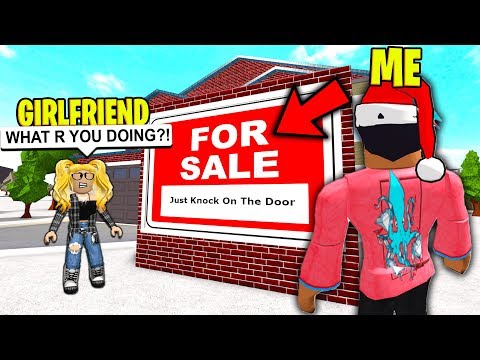 I Let My Neighbor Move In With Me He Was A Wanted Criminal Roblox Youtube - naked mummy t shirt roblox