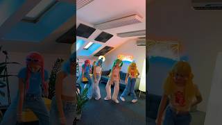Thumbnail for Kdo se chystá o víkendu na Cool Tour do Svitav nebo Strakonic, uslyší úplně poprvé naše new songy😍