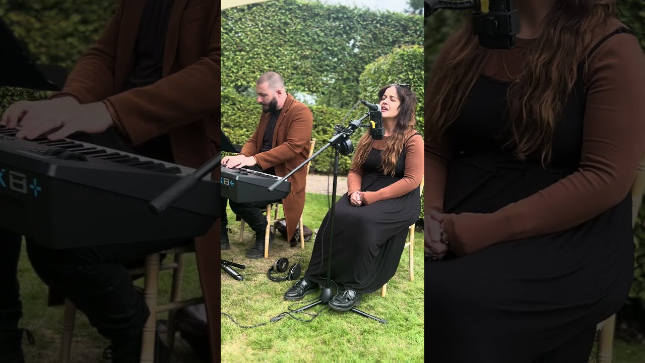 Northern House Band Duo Signed Sealed Delivered By Stevie Wonder At Iscoyd Park Ceremony Music