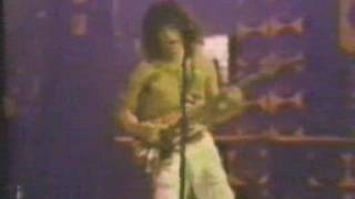 Unchained Van Halen.(Live)