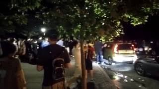People Stdanede To Catch Pokemon In Central Park