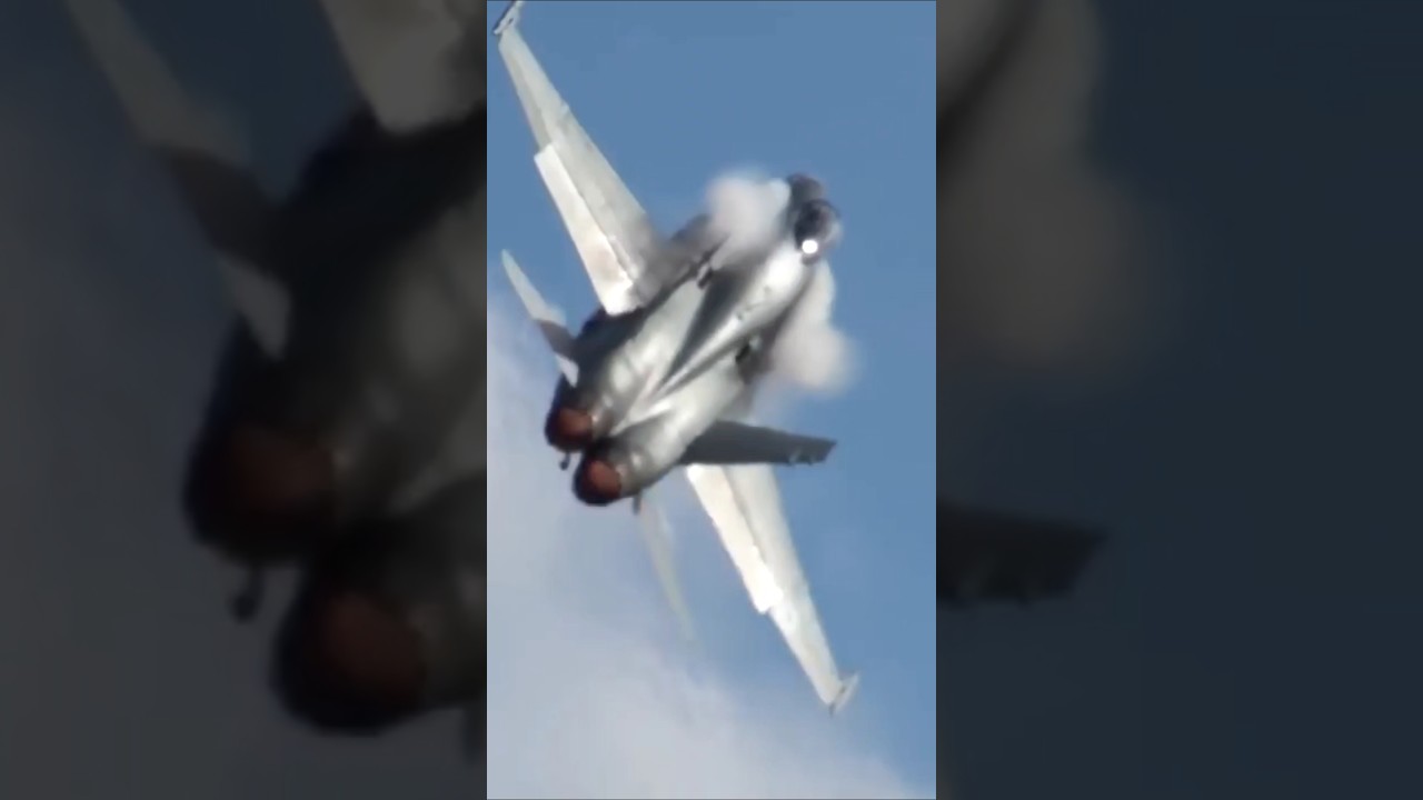 The coolest Legacy Hornet turning at full power! The deafening roar of the engines!