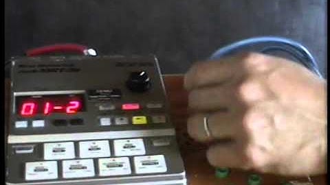 Circuitbent Zoom MRT-3 drum machine, pt.2
