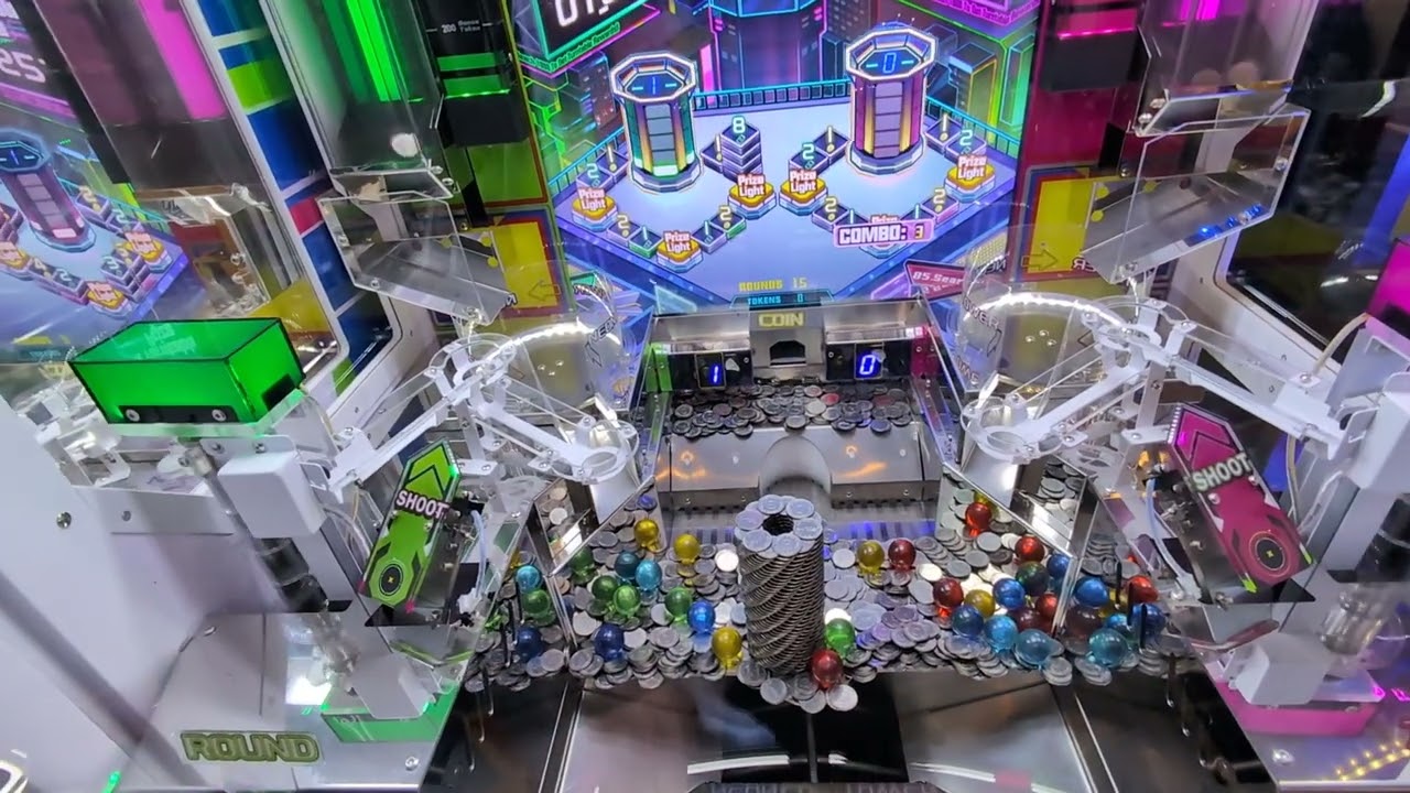 Игра в башню Немо в парке развлечений на пирсе Бернхэм.