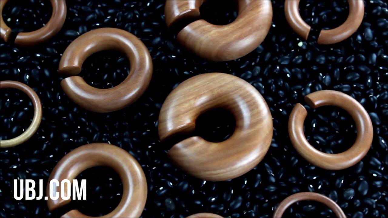 body piercing valparaiso Saba Wood Hoop Plugs (8G - 3/4