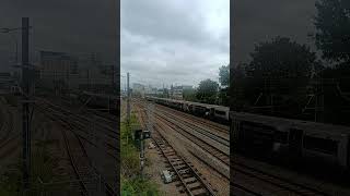 Heathrow Express class 387 passing West Ealing Footbridge 2/9/25