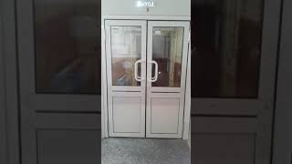 Маятниковые двери . видео Маятниковые двери