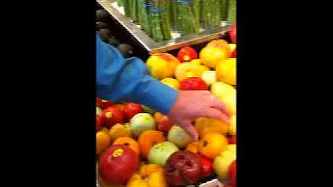Gelson's Recommends - Heirloom Tomatoes
