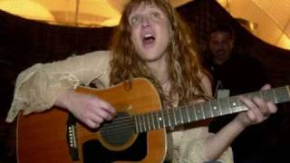 All The Drugs 2001 Hollywood Bowl Courtney Love Live Wealth