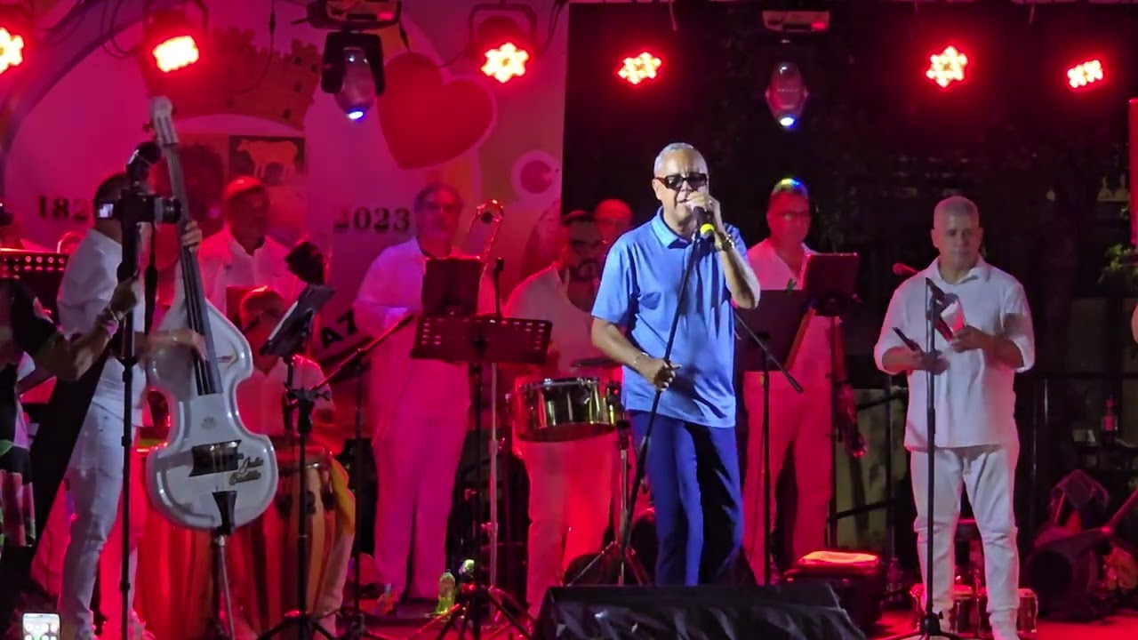 QUE HUMANIDAD - HERMAN OLIVERA