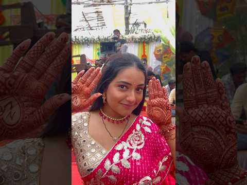 Mehendi hai rachney waali 😘😍🥰