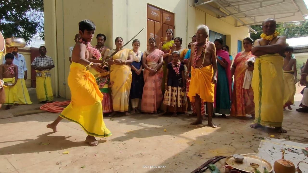 நேபாள தேச தல்லி தண்டகம் - வீரகுமாரன் ஹரிஷ் கத்தி போடுதல்