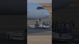 Aircraft #Tug #pushback #tractor