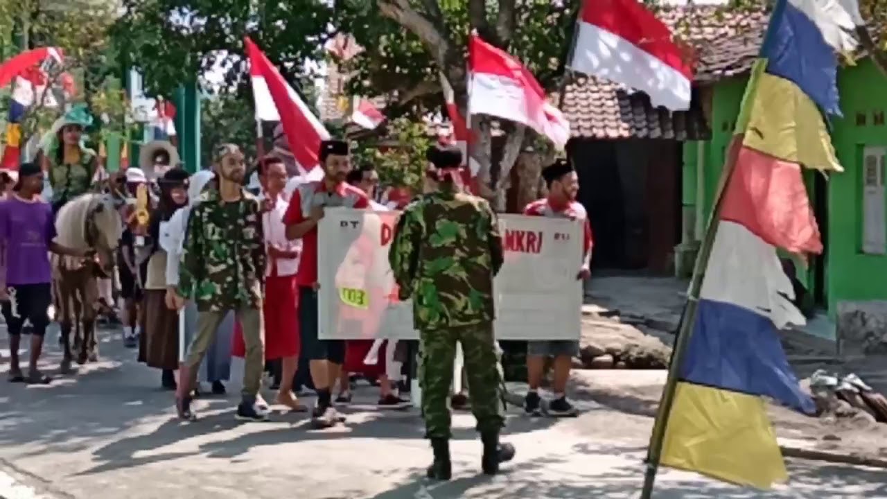 Karnaval Kecamatan Tonjong Memperingati HUT  RI  ke  74  