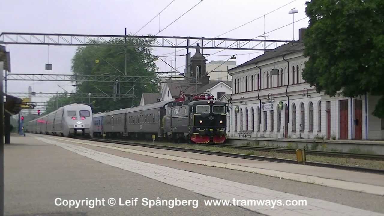 SJ X2000-train and Rc6 1420 with an IC train meets in Katrineholm, Sweden