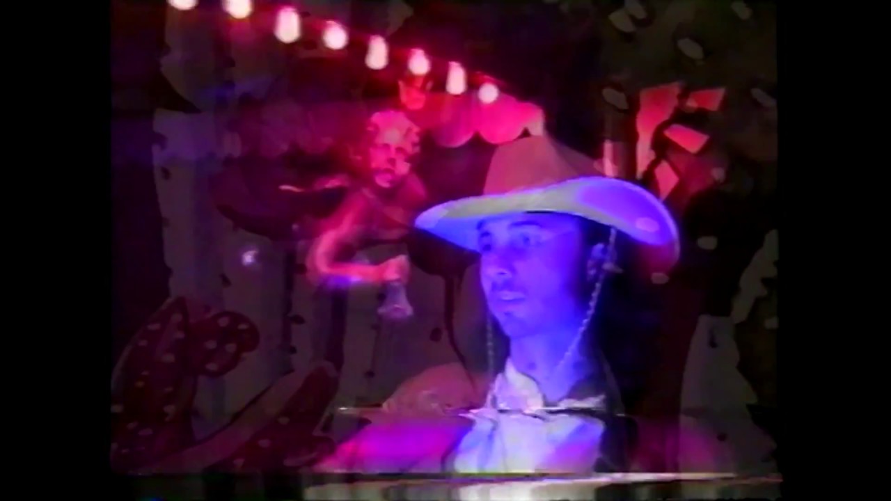 在 YouTube 上观看 Spirit Ghost "King Of The Cool" Official Video