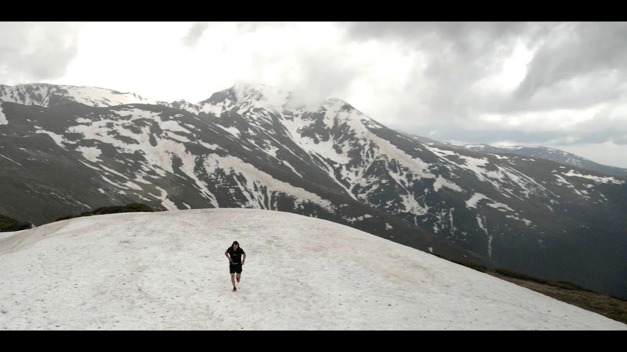 Coborâre în ALERGARE, din Parângul Mic, pe pârtia B, până la telescaunul vechi. 😎 TRAIL RUNNING