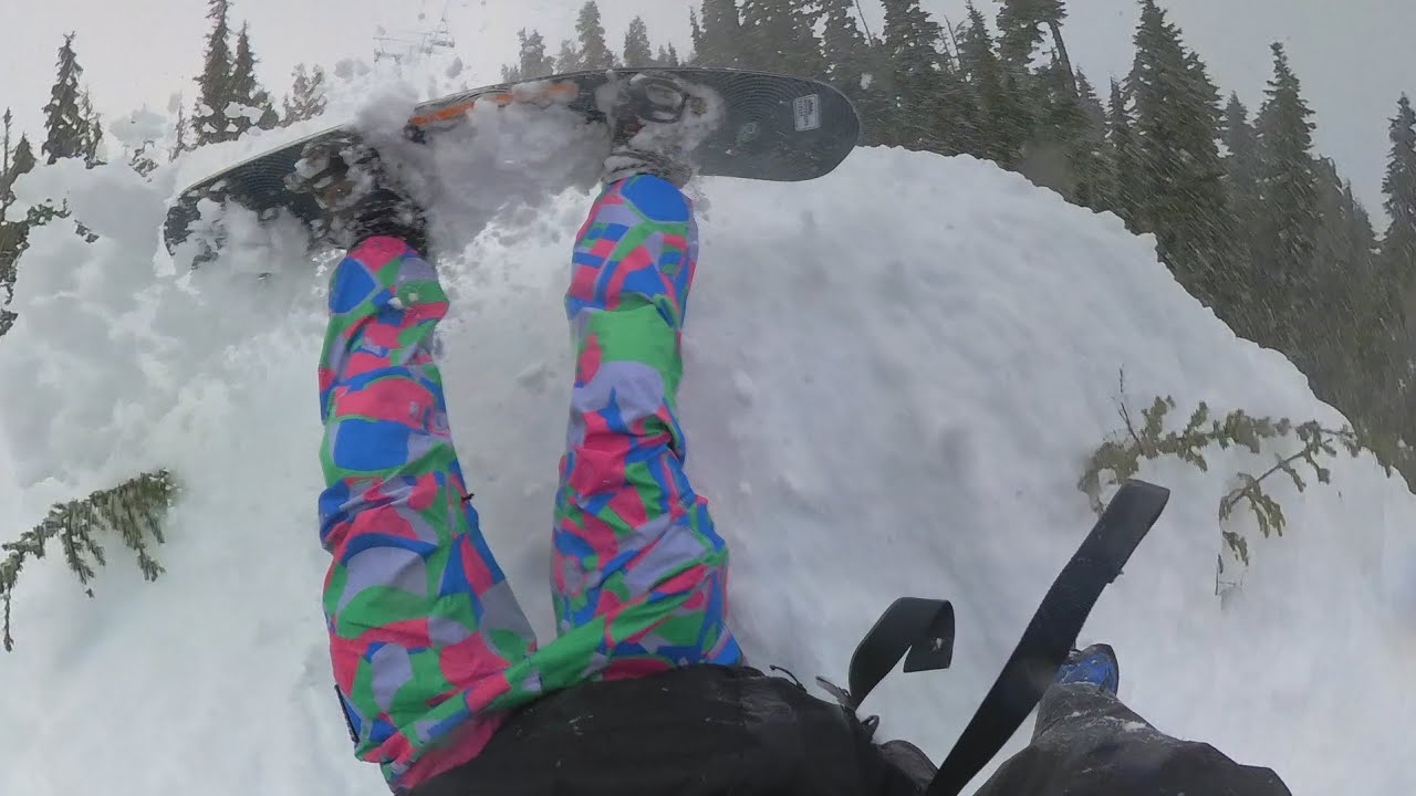 20240121WhistlerSnowboarding under Garbanzo Express YouTube