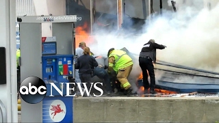 Firefighter trapped in Michigan convenience store fire