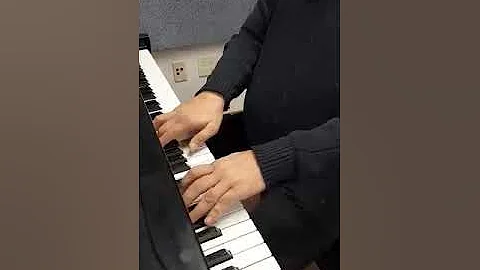 Bach Short Prelude in c minor  (Timothy Bullard, p...
