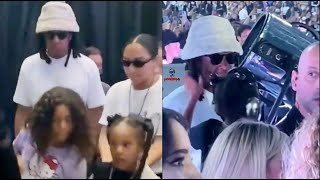 Beyoncé and Jay Z Twins Rumi &amp; Sir, Blue Ivy Playing In Their Dad Hair at Renaissance Tour