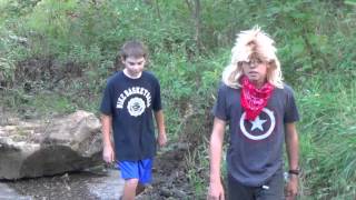 MacGyver teaches chemistry class