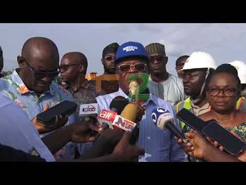 MINISTER OF WORKS INSPECTS THE COMMENCEMENT OF LAGOS -CALABAR HIGHWAY