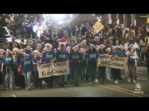 Turner Creek Elementary School Chorus in the 2023 Apex NC Christmas Parade