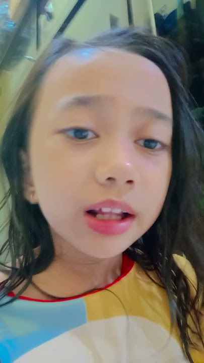 sedih deh aku 😭😭