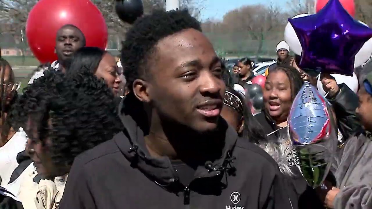 10PM Vigil Michelle Wall Euclid Crash Victim PKG 1