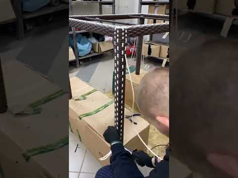 Плетение стола- Ротанг