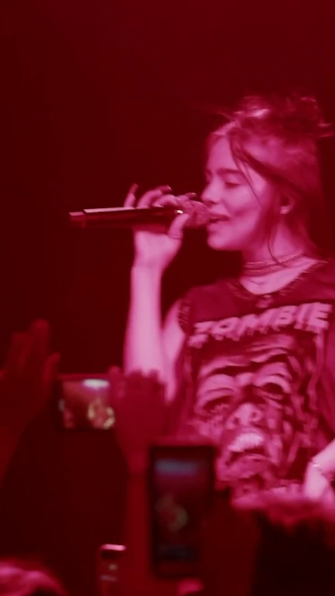 Billie performing “all the good girls go to hell” at the Troubadour in 2019
