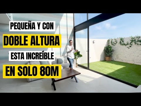 Video: Diseño refinado, funcional y abierto para el hogar familiar ubicado entre árboles