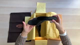 Jacques Loup reveal The Unboxing of mules of Tod s for women