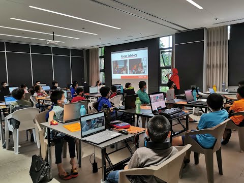 First Class of Program A: Foundation of Creative Computing