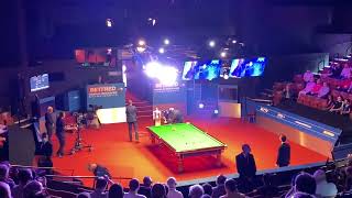 Kyran Wilson and Ronnie O’Sullivan intro, Crucible, August 2020