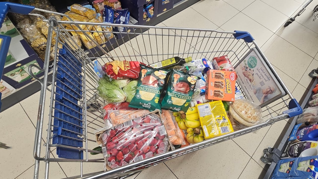 تسوق مستلزمات الأسبوع للكنكنة أسبوع كامل بالبيت بدون طلعة 🤣