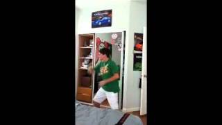 Trollface Dance Attempt