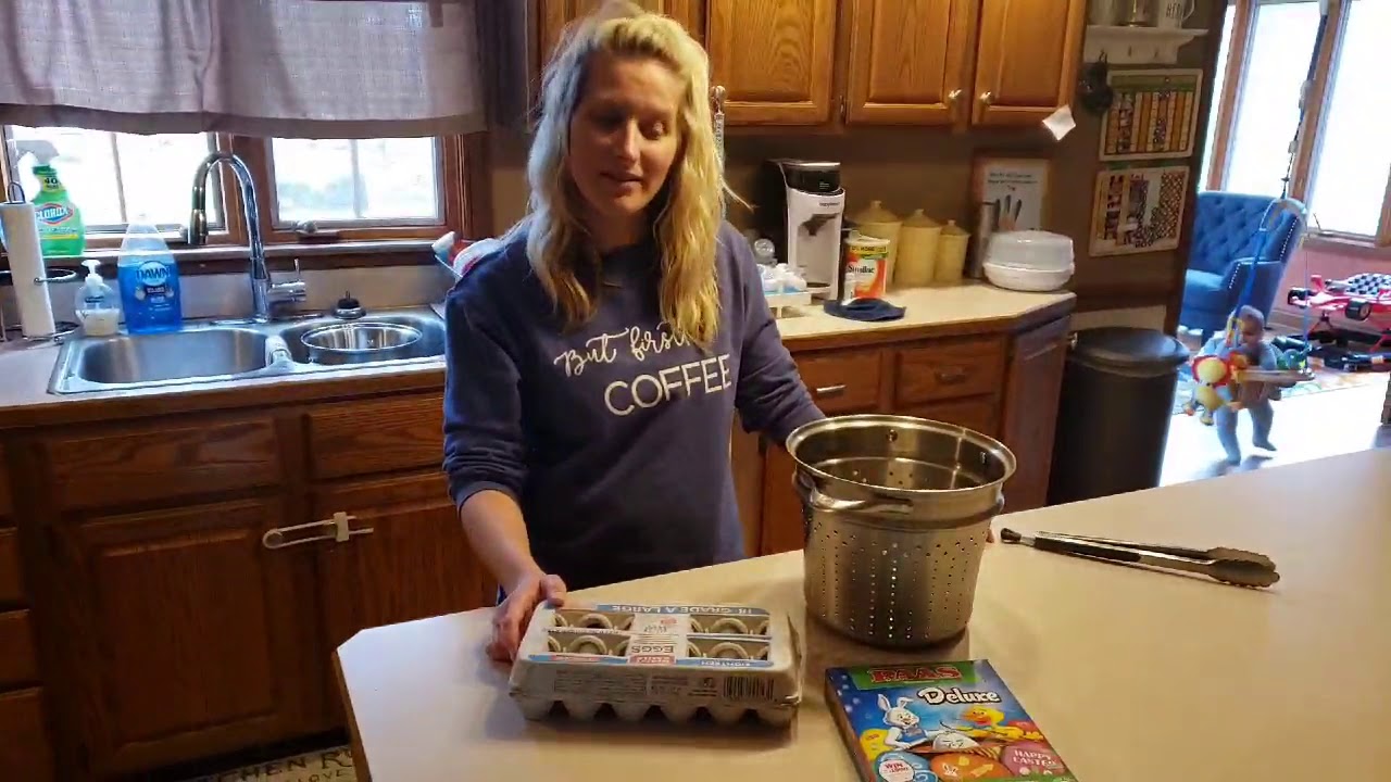 How Long to Boil an Egg for Hard Boiled Eggs - YouTube