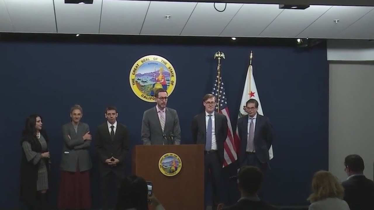 'No Kings Act' would help Californians sue federal officers