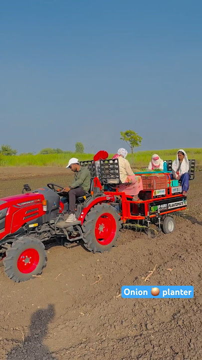 MAHINDRA OJA WITH SP AGRO ONION PLANTER #mahindra #farming #onionfarming #planter #tractor #treding