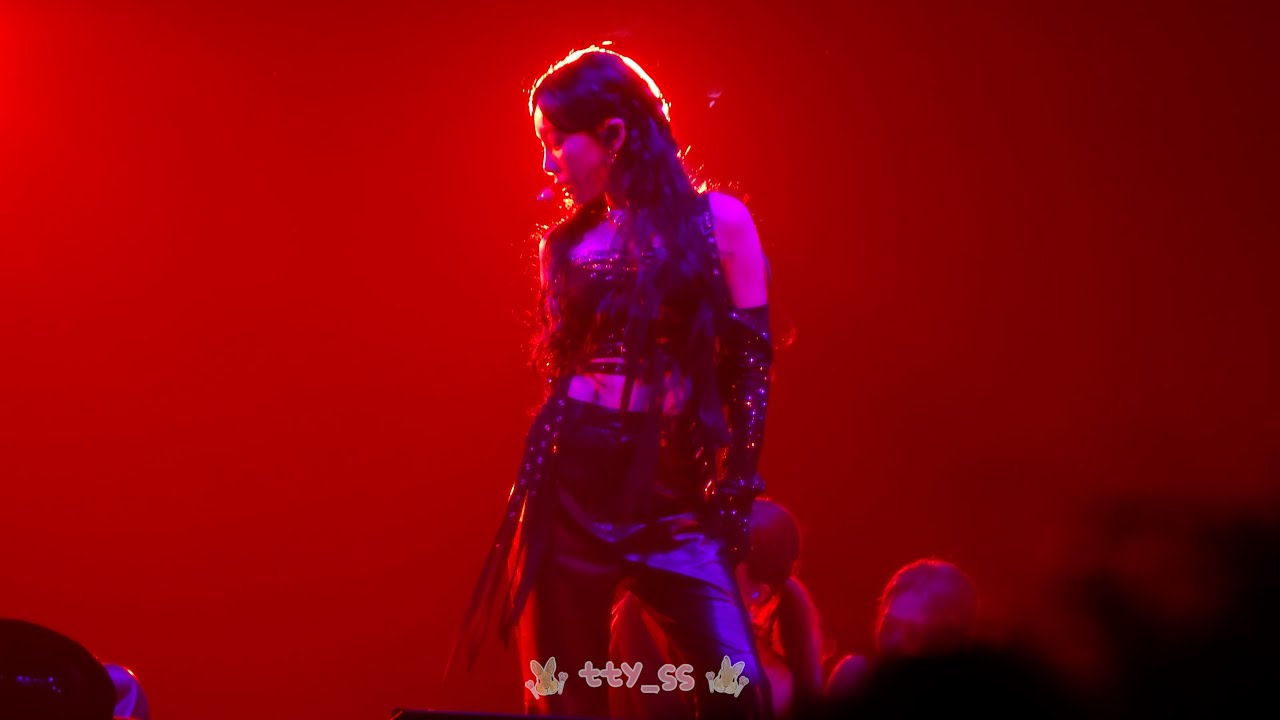 [4K] 250308 TAEYEON 태연 - Hot Mess @ The TENSE in SEOUL 직캠 fancam
